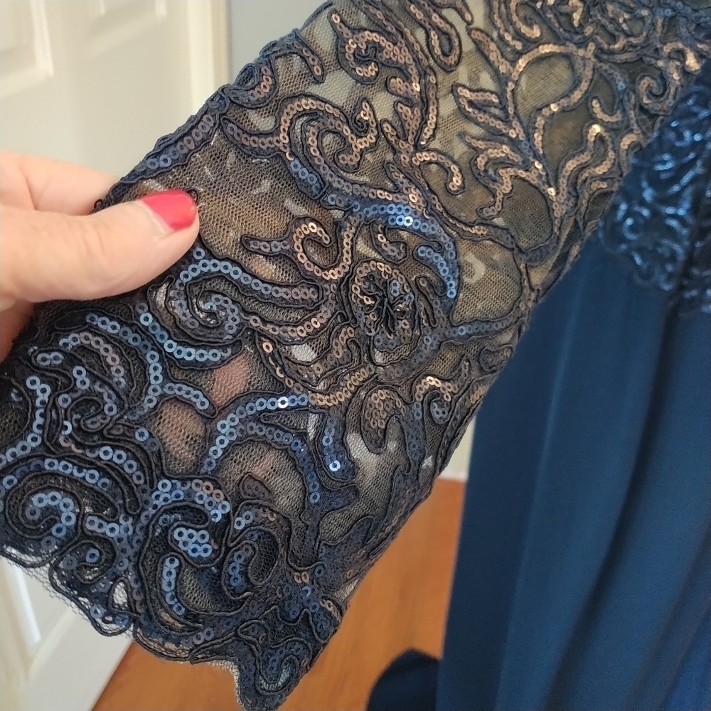 Tadashi Shoji  "Allyson" Navy  Embroidery Bodice Evening Gown 14 New With Tags - Picture 11 of 15